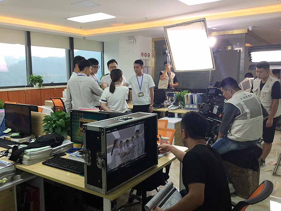 綠奧環(huán)境企業(yè)專(zhuān)題片拍攝現(xiàn)場(chǎng)